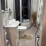 PACHET V33 RENOVATION – vopsea pentru faianță și mobilier de baie – pe bază de apă cu aspect satinat pt. 18 mp