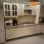 PACHET V33 RENOVATION – vopsea direct pe gresie, pardoseală de interior, lemn, suprafețe laminate – pe bază de apă, aspect satinat pt. 15 mp